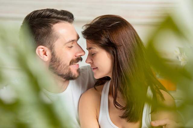 5 نصائح لممارسة الحب دون خجل