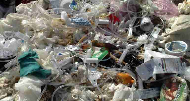 اضرار حرق النفايات الطبية على الصحة العامة