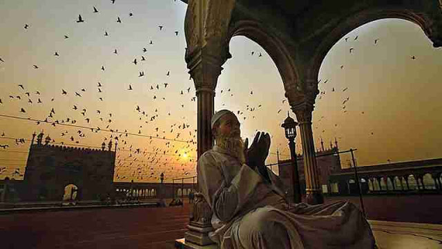 فضل الذكر بعد صلاة الفجر الى شروق الشمس
