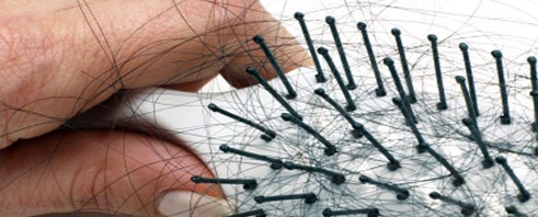 أسباب تساقط الشعر و العلاج